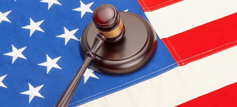 Sąd polubowny w amerykańskim stylu